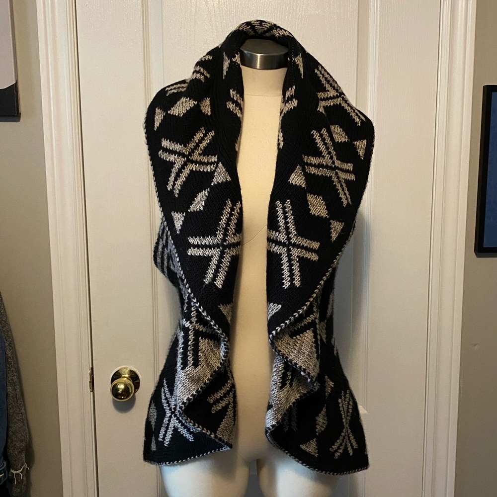 JohnPaulRichard tunic sleeveless sweater